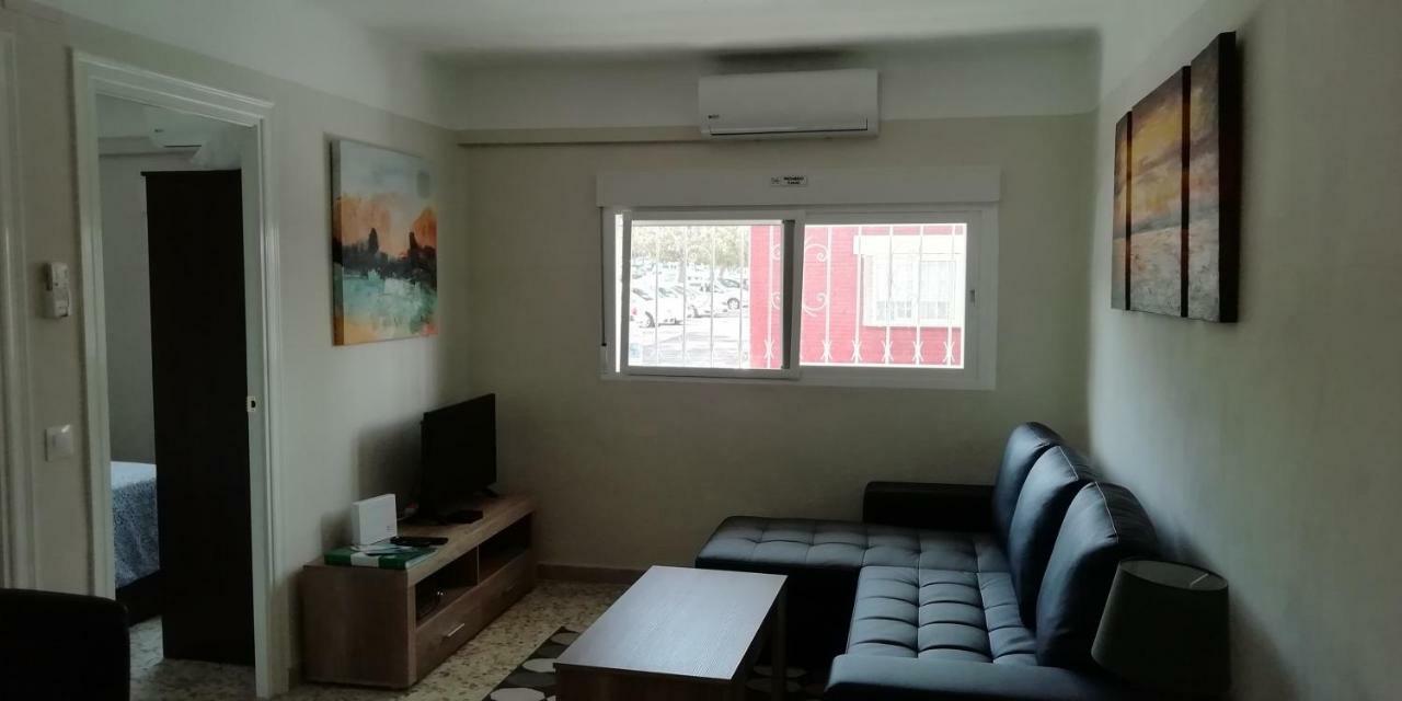 Calle Rio Trueba 11 Bajo D ตอร์เรโมลิโนส ภายนอก รูปภาพ